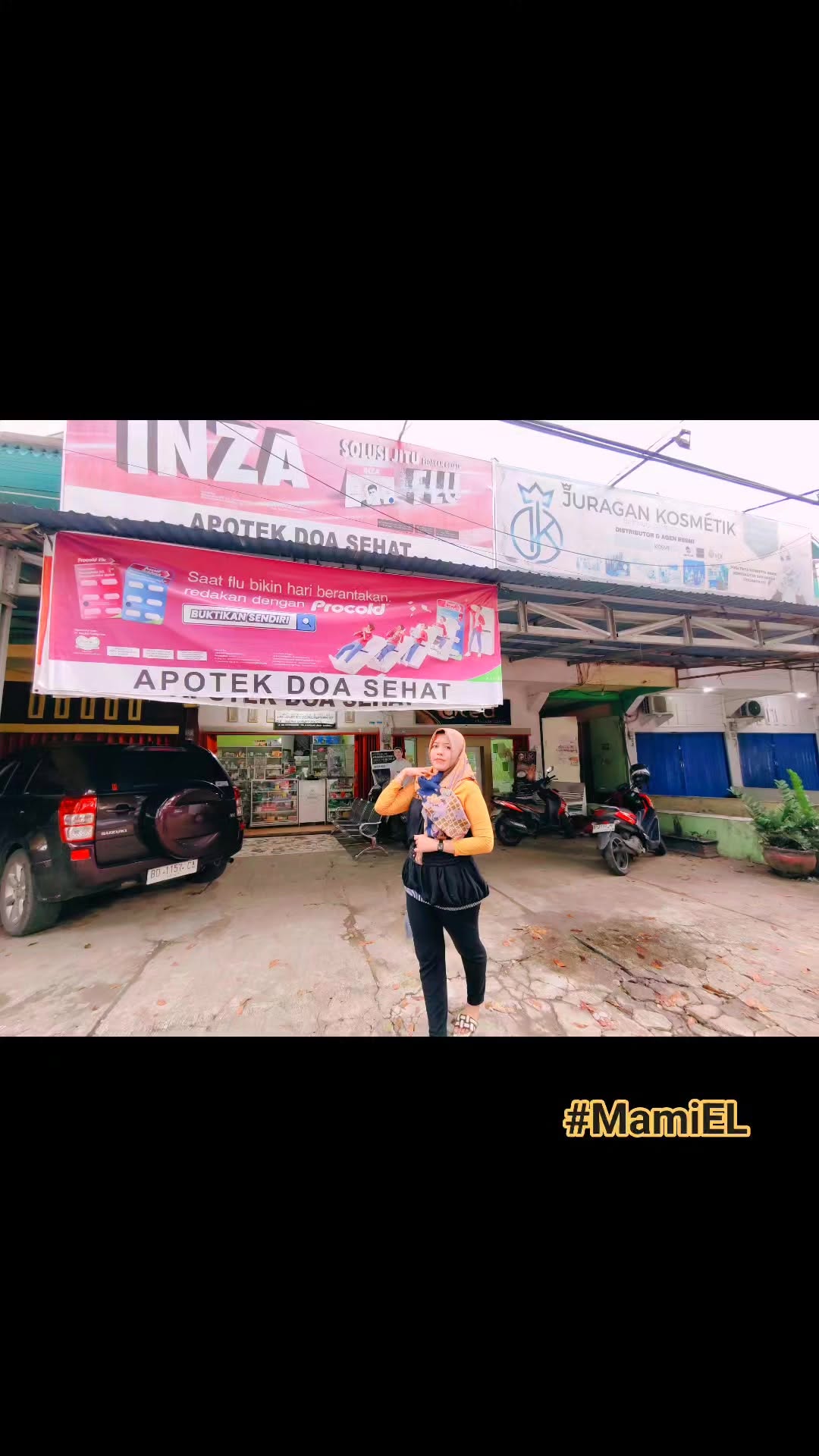 Jd Bisnis Owner ituh mesti ON terus, dimanapun dan dalam situasi kapanpun.. namany juga Usaha, meskipun ownernya jalan2, bisnis tetap hrs terpantau y.. ๐
.
Selain CCTV tiap sudut, sy bikin aplikasi online jg utk pantau tiap aktifitas staff sy, jd walaupun kita tdk d lokasi tetep tau gmn perkembangan bisnis kita.
Jd bisnis jalan, owner pun bisa jalan2, tp tetep ya jalanny jgn kebablasan โบ๏ธ
.
Berhubung kami liburanny msh disini2 aja, jd msh bisalah pantau sesekali cek inspeksi kesini, walaupun begitu alhamdulillah staff tetep efektif msk kerja spt hari biasanya, Alhamdulillah..๐
.
.
Salam Suksess, Sehat dan Cantik Penuh Berkah ๐ฅฐโค๏ธ
#MamiEL #BisnisOwner