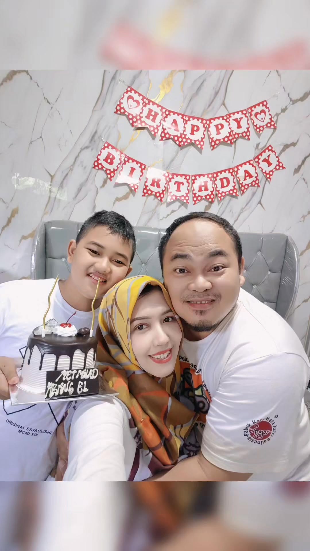 Alhamdulillah Abang EL udah beranjak Remaja..๐ฅฐ
Doa terbaik untuk mu sayang.. Moga jd anak yg sholeh, jd hafidz quran, makin berkah usia, kesehatan dan Rejeki berlimpah serta selalu membanggakan mami papi, dan selalu menebar manfaat utk Bangsa Negara dan Ummat Nya menuju Surga Nya Allah,
Amiin Amiin Ya Allah ๐๐คฒ
.
.
Berhubung gak sempat nyiapin hadiah jd kado dadakannya berupa tulisan dulu dalam 10 amplop pilih 5 amplop y bg, plus bonus box berhadiah Logam Mulia buat abang EL.. kecil2 cabe rawit inih box ๐
.
Special for kesayangan mami..๐ฅฐ
Love u so much ๐โค๏ธ
Sulthon Elghani Maliantoni
Yoppy Maliantoni Sukses
#Milad #AbangEL #12th #KesayanganMami
