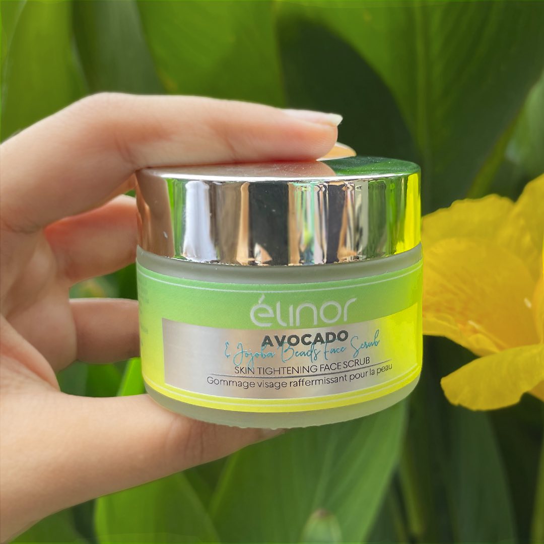 Smooth, hydrate, repeat! 🥑 Avocado scrub for a rejuvenated skin! ✨
Shop now
www.buyelinor.com
.
.
.
.
.
.
.
.
.
.
#elinor #elinorbeauty #elinororganic #explore #explorepage #fyp #skincare #skincareroutine #skincaretips #skincareproducts #organic #organicskincare #sulphatefree #parabenfree #sosfree #selflove #selfcare #orgaincproducts #summeressential #natural #glowup #summerskincare #scrub #avocado