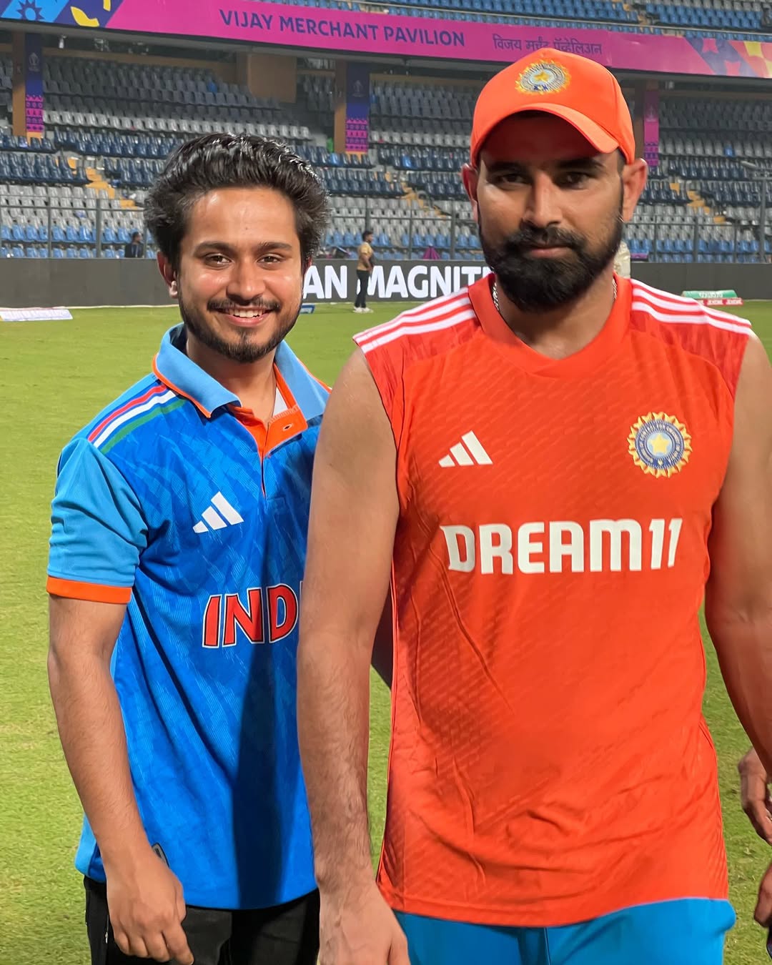 We are into the finals 🥺❤️❤️
10 matches 10 wins
It’s our Team india 🇮🇳❤️
@cricketworldcup @icc @metaindia @gm_talents_
#IndvsNz #Cwc23 #metasuper50