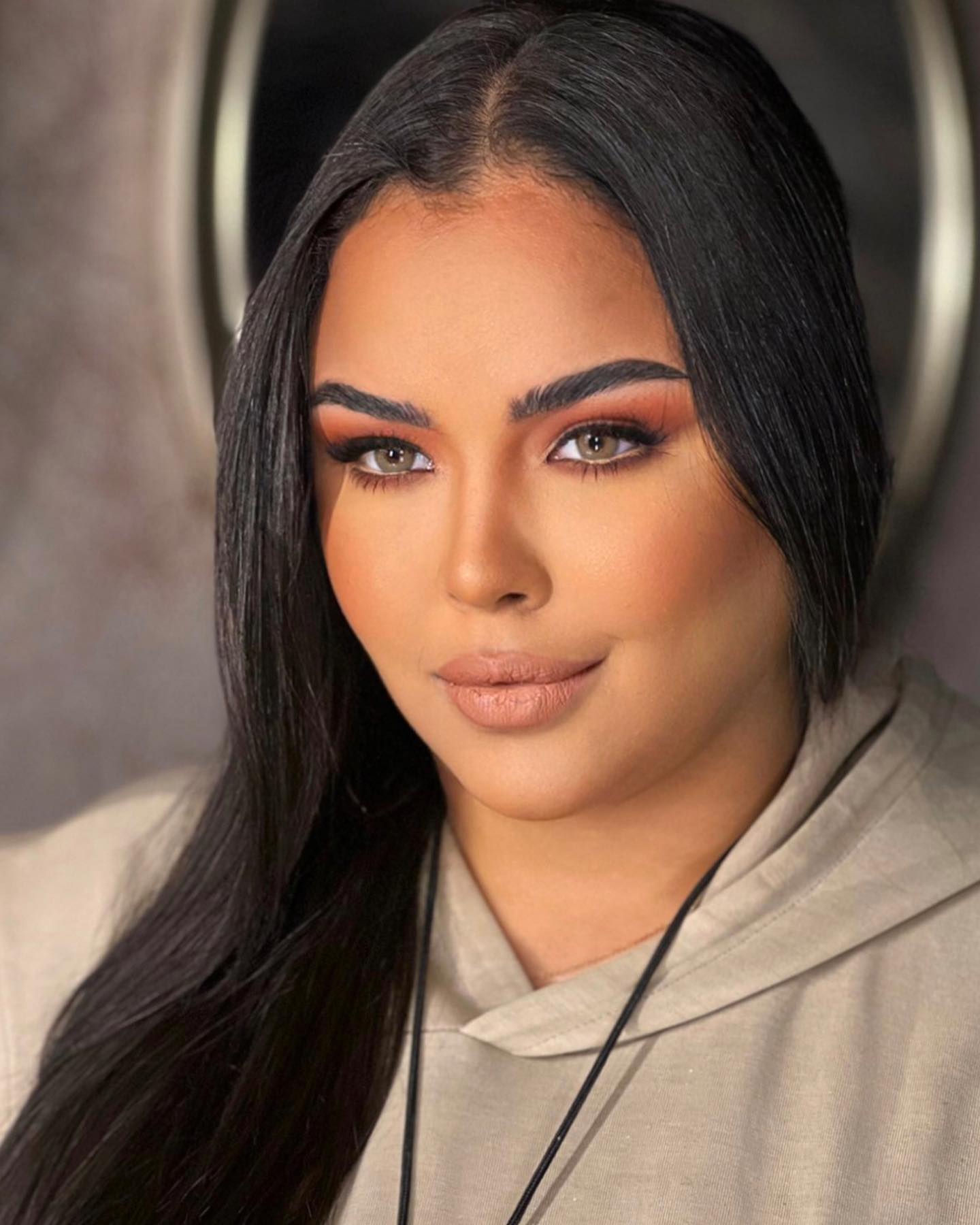 Tan look makeup ✨🤍
@amirazouhair96 😍