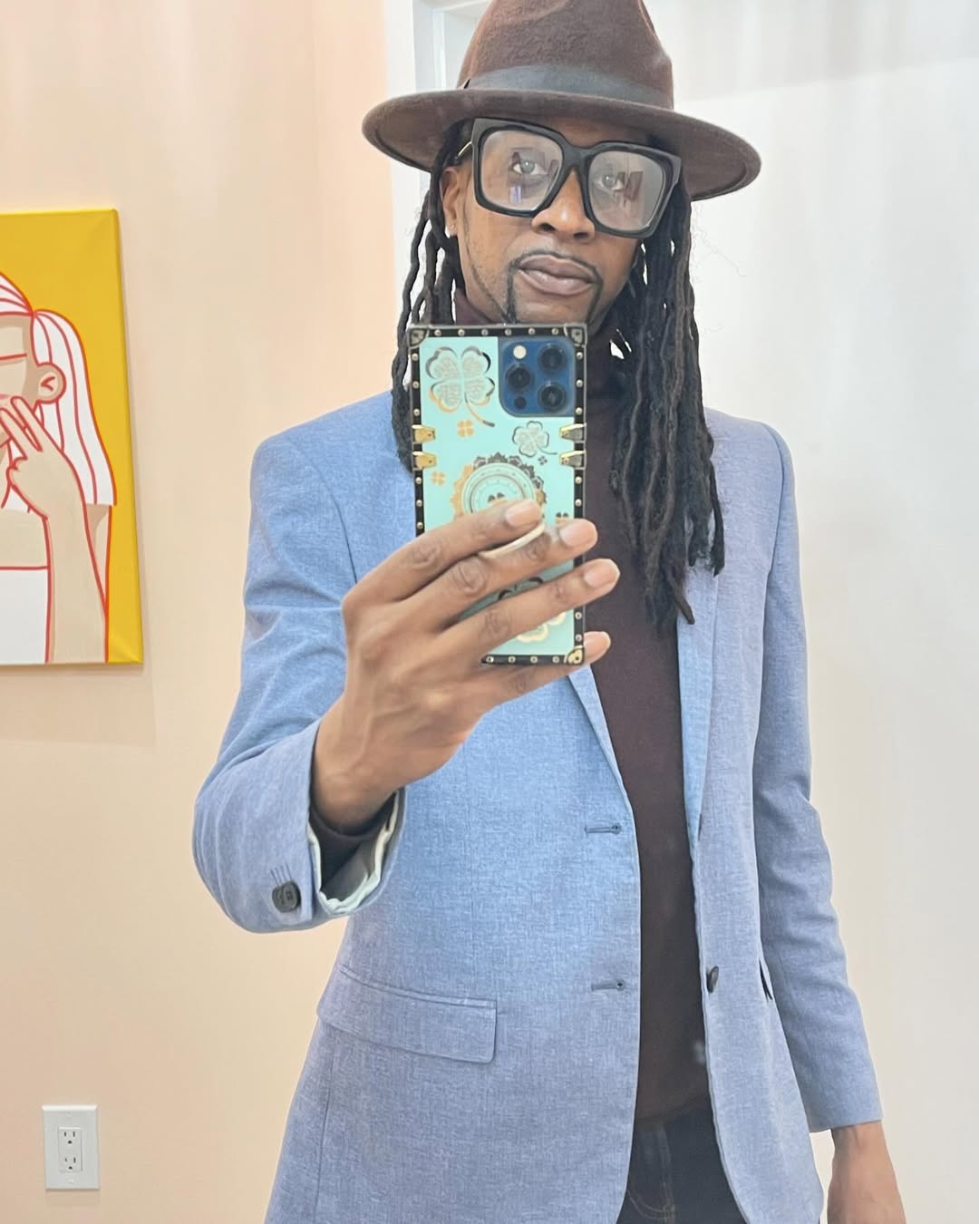 This guy!! ✌🏽❤️ #CharlesAnthoneyCabrera #love #art #music #dj #housemusic #actor #talent #menstyle #mensfashion #locs #braids #dope #instagood #producer #lit #hiphop #insideout