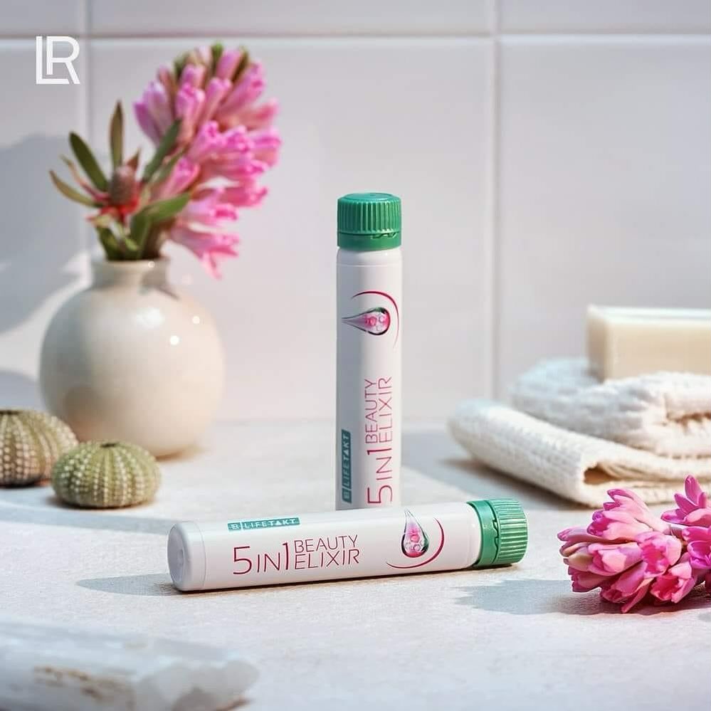 Rutina e mëngjesit pranveror 🌸💐🎀
Një Beauty Elixir 5 në 1 dhe një Shake i shijshëm me Karamel është mënyra më e mirë për ta filluar ditën mbarë ✨
Po për ju, cila është rutina e mëngjesit?
#lr #morningroutine #lrhealthandbeauty #elixir5en1 #tastycaramel