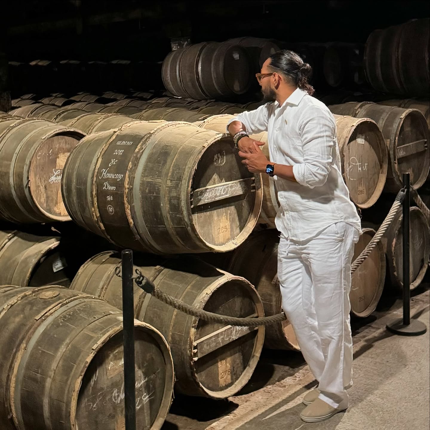 This is what a trip to the Hennessy distillery in Cognac looks like, What an incredible day! .
Full tour of the distillery followed by a private tasting .
Hennessyโs hospitality has been outstanding. A had chance to taste many of the Cognacs and to learn about the Hennessy heritage and savoir-faire and see the process of making Cognac.๐ฅ
@hennessy #hennessy #SavoirFaire #EauxDeVie #Cognac #hennessymyway #moethennessy #cognac lovers #bestcognacglass