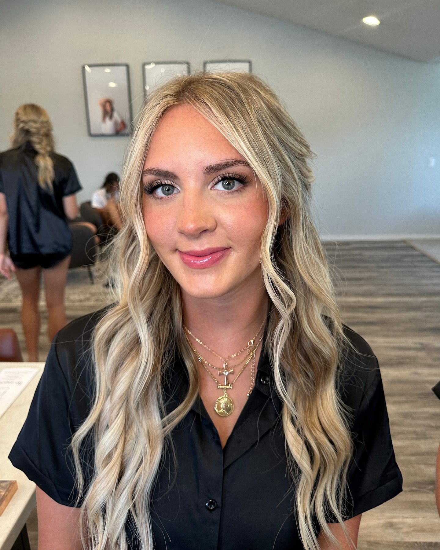 Woowwww. stunning bestie 💖
If you’re looking for a bridal MUA, fill out my inquiry form in my bio 💋
#makeup #makeupartist #mua #makeupartistohio #ohiomua #ohiomakeupartist