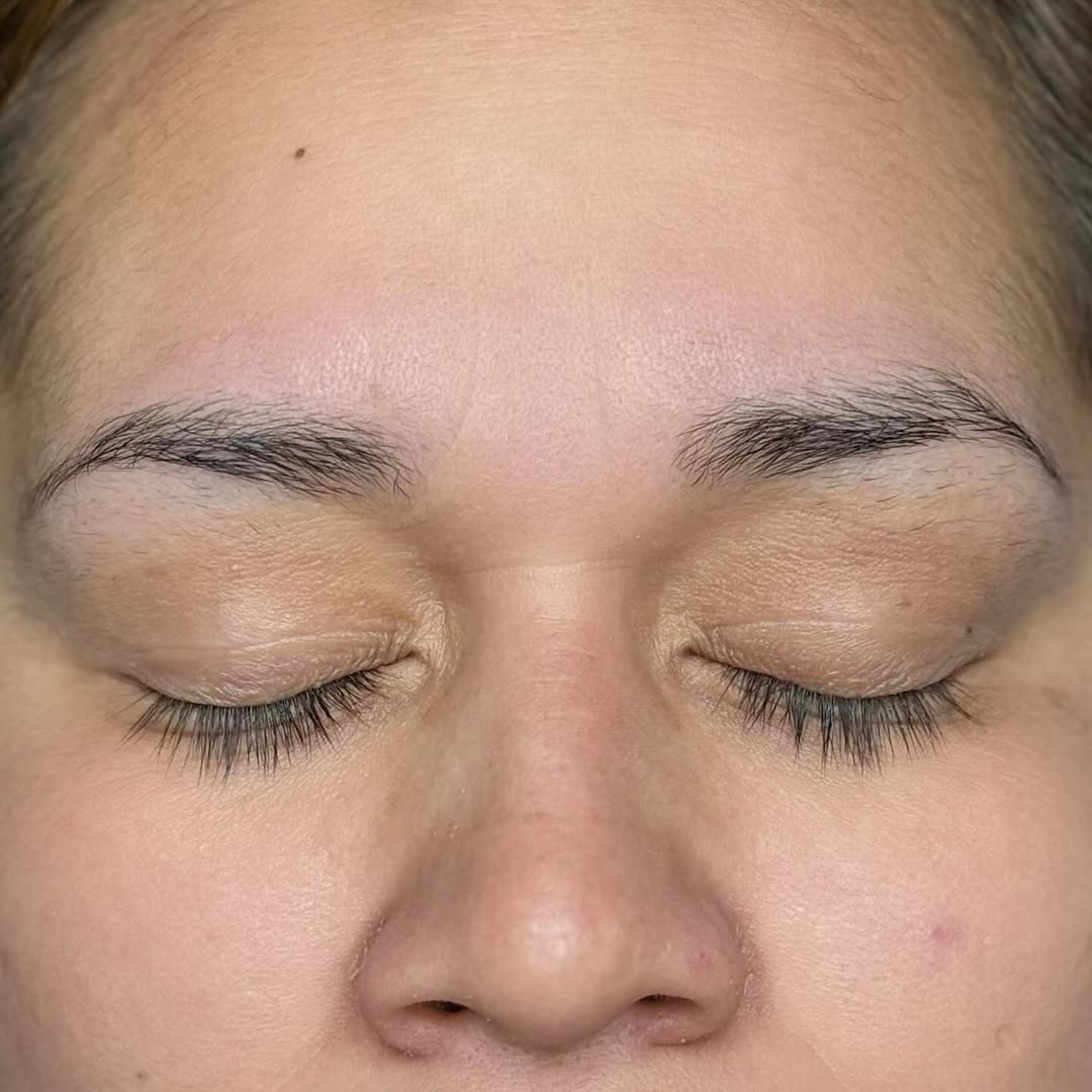 Book now ! Agenda tu cita 📍Modesto, Ca
Brow lamination + tint and wax
#browlamination #browlaminationbeforeandafter #browtint #hayward #modesto #modestoca #makeup #powderbrows #perfect #perfectbrows #brows #cejas #laminadodecejas #