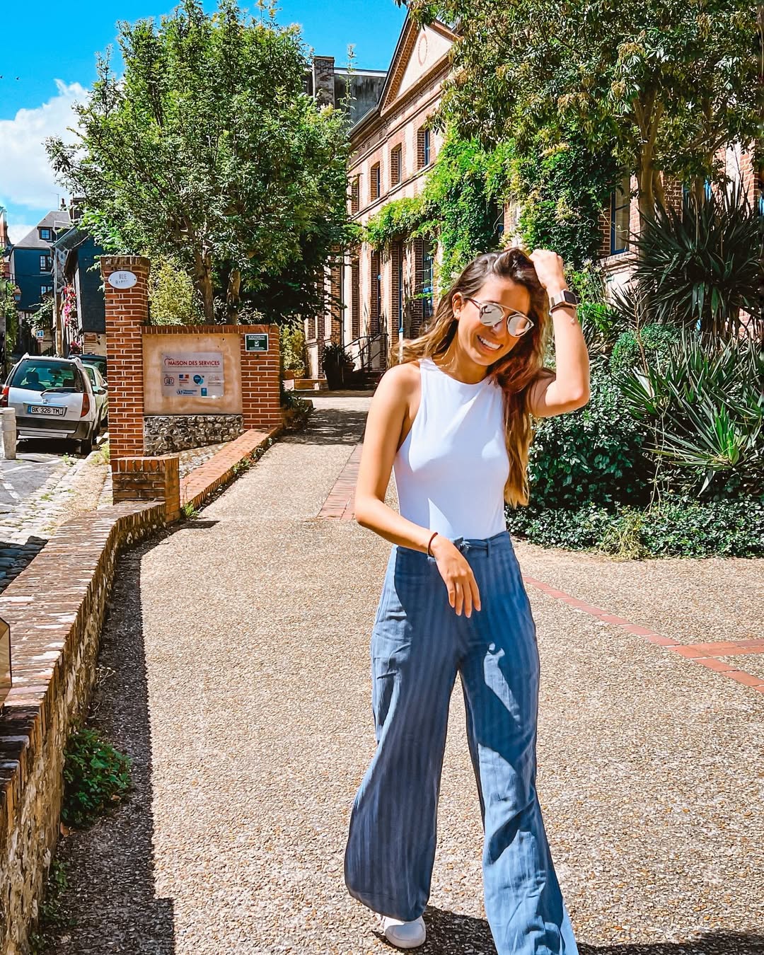 Sunny summer days.
En medio del huracán pero recordando día soleados de verano…
#summer #france #travelphotography #girl #fun