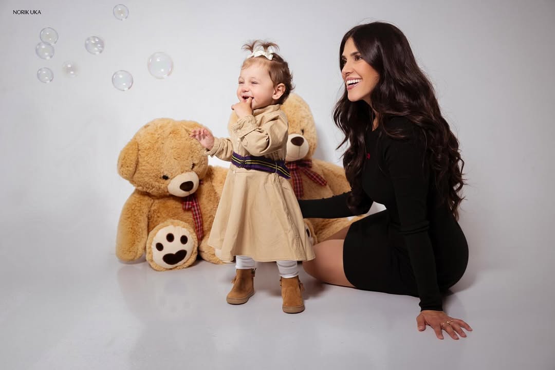🧸🧸 Elena
