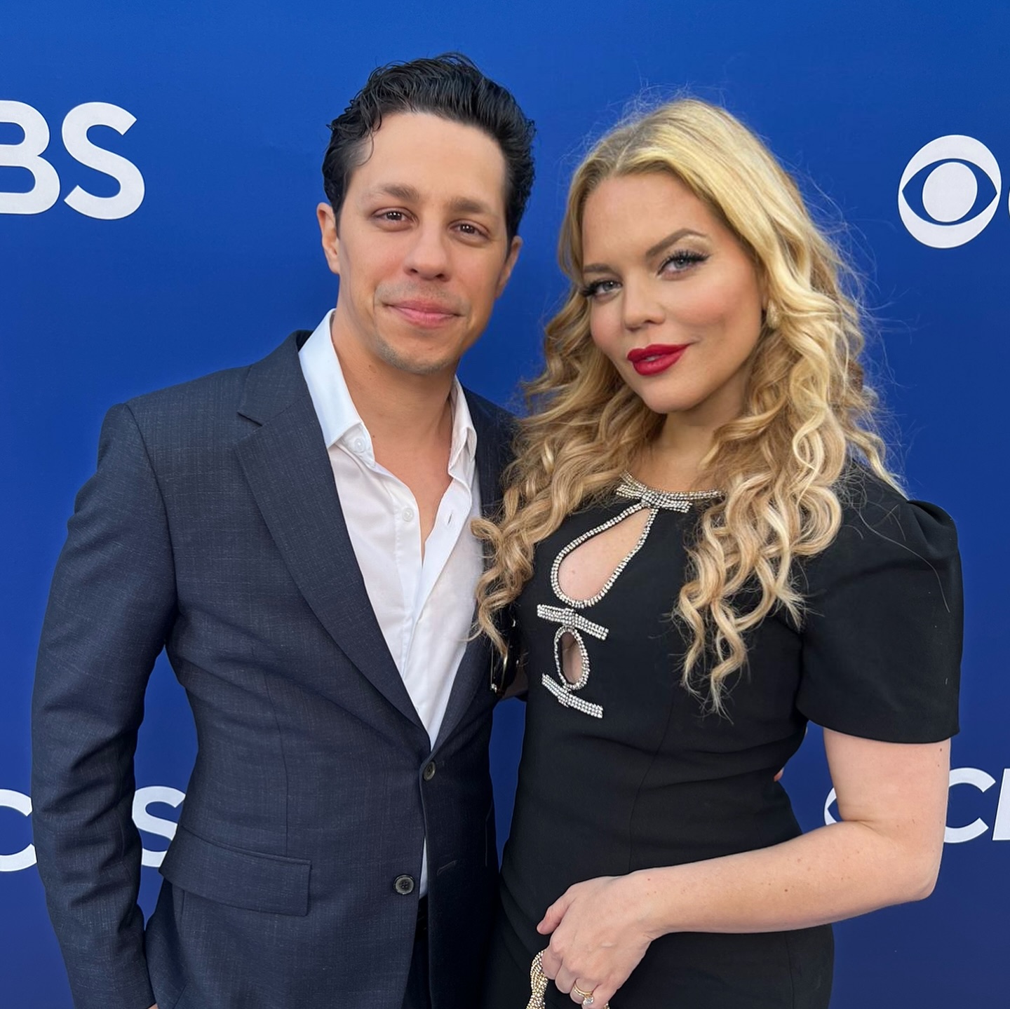 Tonight! Catch the sneak peak premiere of Matlock on CBS. I am so proud of my husband. He and this incredible cast and crew have been working 14+ hr days to bring this amazing new series to life, and I hope you love it!!! 🫶🏼 @matlockcbs @paramountplus @cbstv