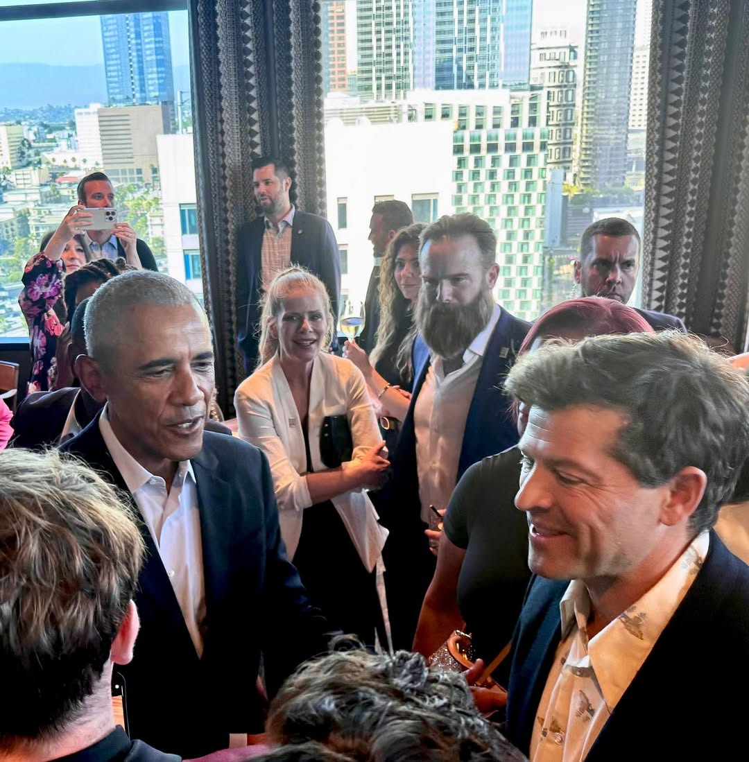 I’m so glad President @barackobama finally got to meet me. He was SO excited.