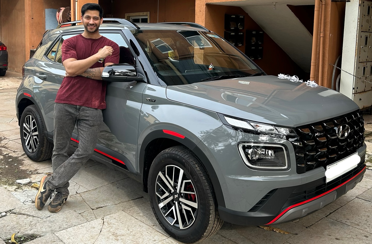 Brand new addition, same old me! ❤️
Thanks @anup_sangodkar for making the whole process effortless and @alcon.hyundai Porvorim!