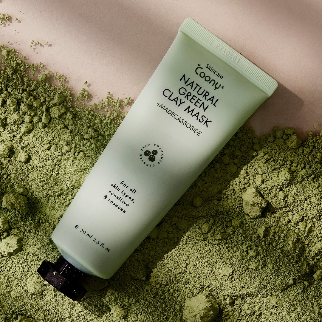 Purificá tu piel con arcilla verde natural 🌿
Eliminá impurezas, controlá el sebo y calmá la piel en un solo paso.
Con Madecassoside para una limpieza profunda sin resecar.
Ideal para pieles mixtas a grasas.
Usala 1 o 2 veces por semana.
Tu piel, más fresca y equilibrada desde la primera aplicación.