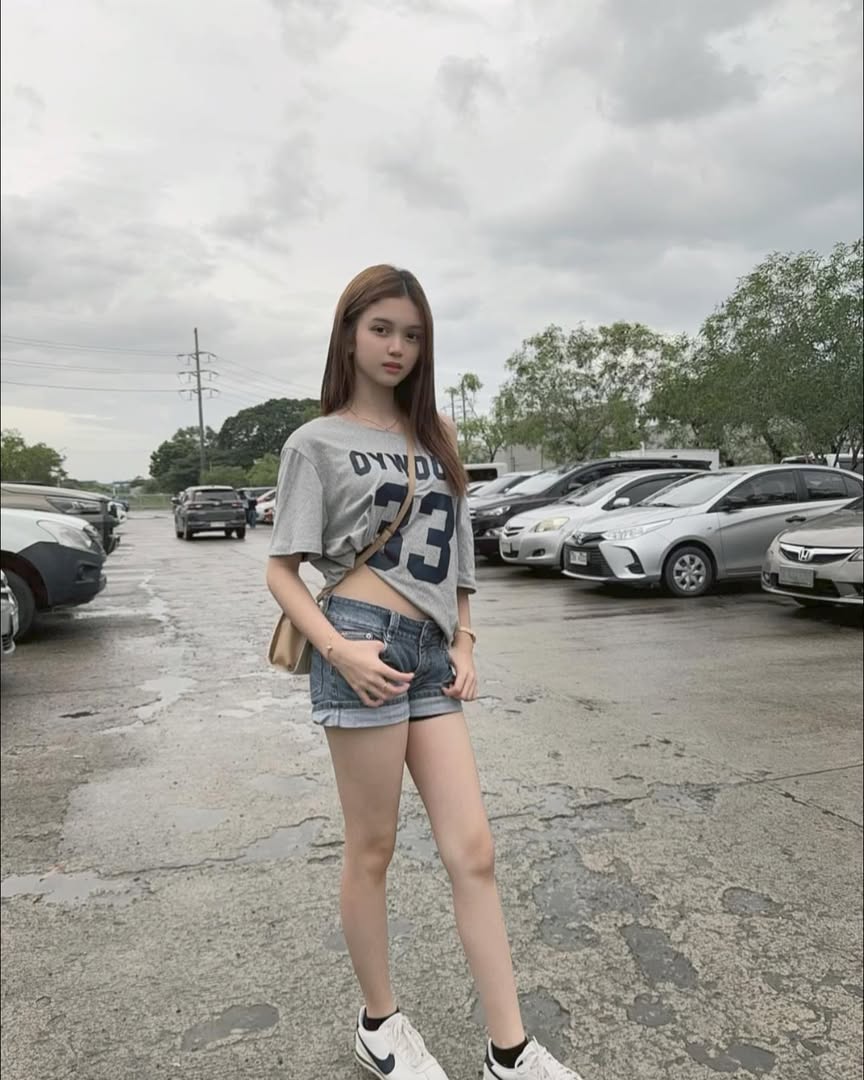 Tops from shein.❤️
#akirahsjourney #probinsyanangtisay