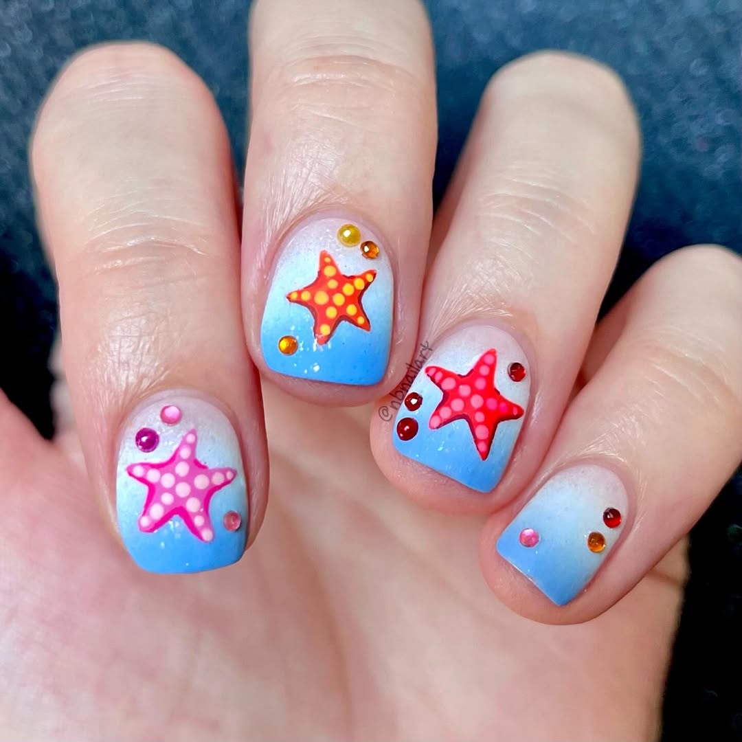 💅✨ @nbnailart nailed this gorgeous starfish mani using our Whats Up Nails Hideaway Ridge Filler Base Coat in the light pink shade! 🌸
This multitasking base coat smooths out ridges, blurs imperfections, and strengthens your natural nails with brightening Vitamin C and protective Vitamin E. Wear it alone for a healthy glow or under polish for a flawless foundation.
✔ Clean • Cruelty-Free • Vegan
✔ 21-Free Formula
✔ Made in the USA
💵 $12.75 USD
Now available at WhatsUpBeauty.com (link in bio)
📦 We ship worldwide from the USA! 🌍
#WhatsUpNailsHideawayPink #NailCareRoutine #BaseCoatGoals #CleanNailCare #NailHealth #VeganNailCare #NailPolishEssentials