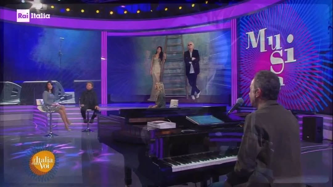 Un piccolo estratto dell'intervista su @rai_it insieme a @franco_fasano , ospiti di @monicamarangoniofficial e del Maestro Stefano Palatresi nella puntata del 21/03/22 de @italiaconvoirai ⭐️
#raitalia #popmusic #intervista #aquilone
Grazie ancora per la meravigliosa esperienza!❤️
@maurizio_vandelli_real @berliz1956 @izpromotion_agency @alessiosaglia @apassolentomusic @antoniovinyle @claudiadottaviphotographer
Puntata completa su @raiplay_official al link:
👉🏻https://bit.ly/ICVPT111FB