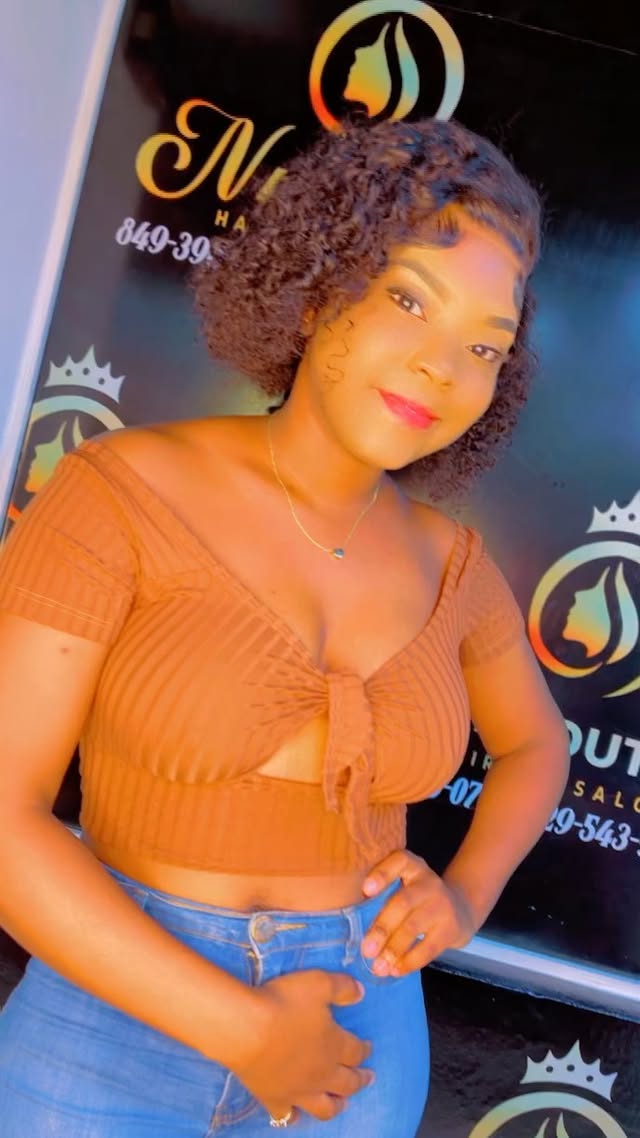 Kite tt vye santiman nan ane sa rantre ak tout sak pozitif nan sa kap vini an
epi enjoy pandanw ap respekte granmèt la🥰💯🥳🌹