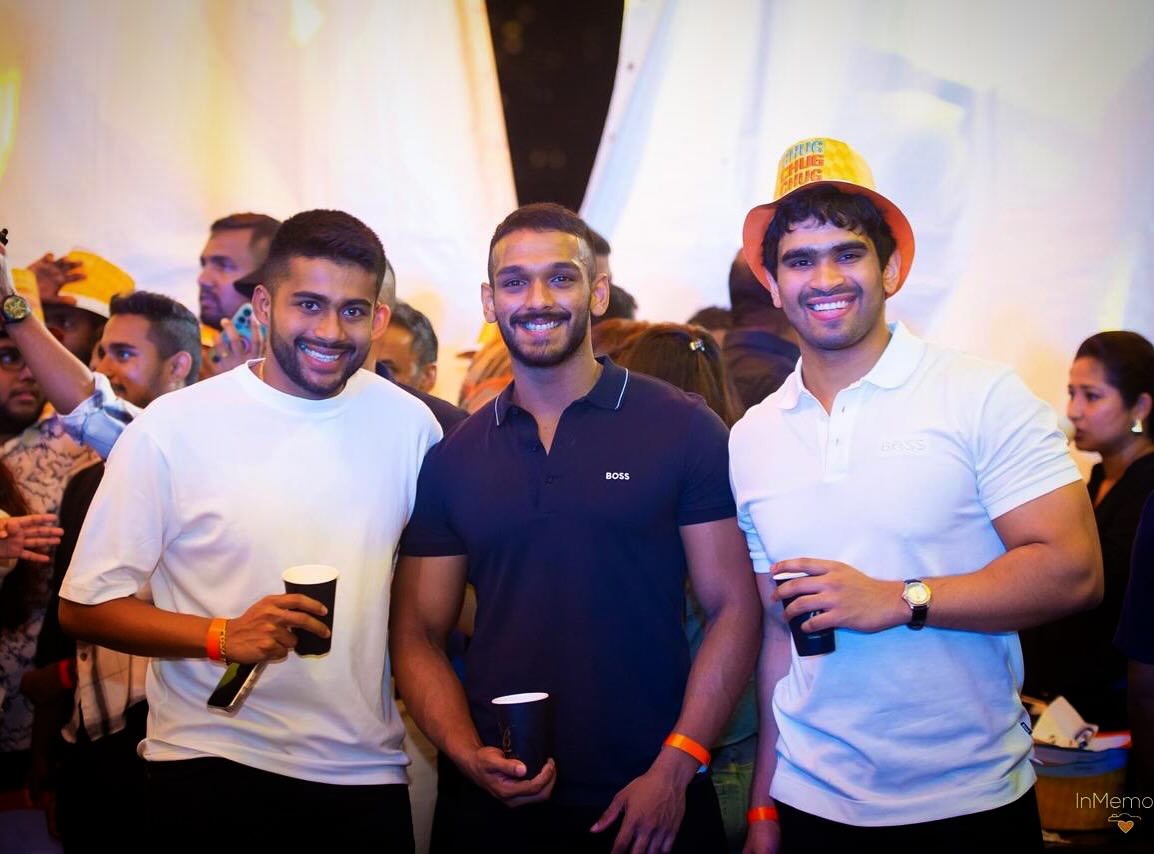 වැදිලා in Colombo 🫶🍺