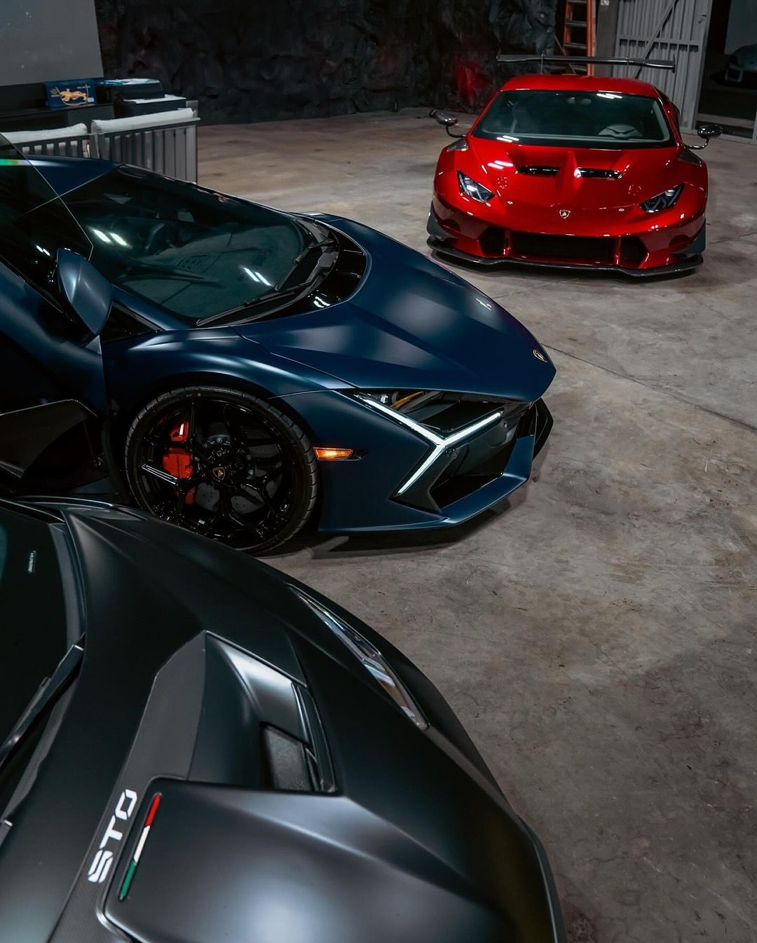 @rapture.motorsport Batcave loadingโฆ ๐ฆโจ Transforming rides into legends at Rapture Motorsport.. Whoโs ready for the ultimate upgrade?
#RaptureMotorsport #BatcaveBuilds