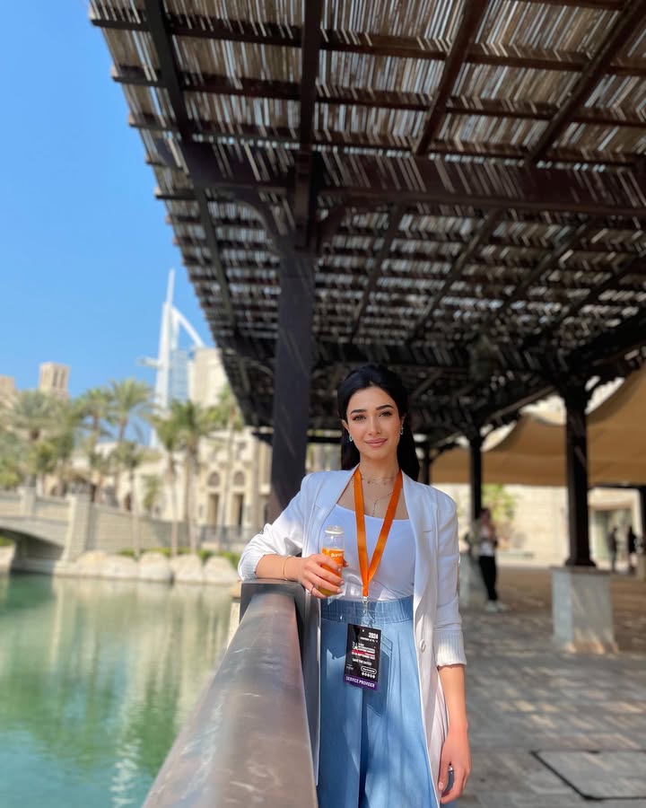 D I C M 🤍
Nice experience and great time
DUBAI INTERNATIONAL CONTENT MARKET
@dicm_ae
#jiana_aneed | #جيانا_عنيد
#2024