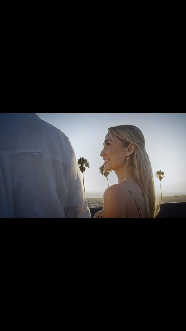 Just another day at the office doing that thing that I love! 🎥 ☀️💃