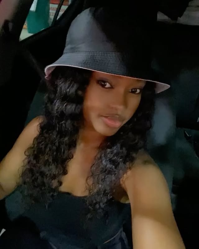 💋✌🏾🖤