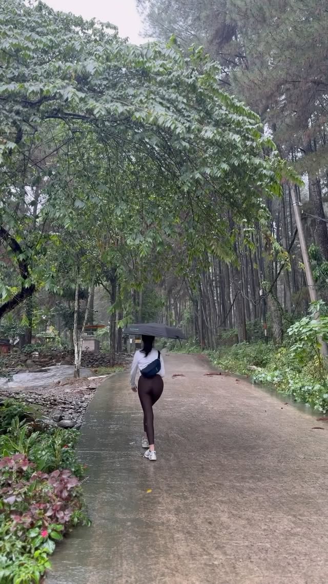 Aktivitas diluar emang menyenangkan, tapi disaat yang bersamaan pasti banyak barang2 yang perlu dibawa.
jadi harus pilih tas sesuai dengan keperluan kita, contoh kaya tas yang aku pake ini nih dari @torch.id ๐๐ dengan bahan Duralite Nylon yang #ringantapikuat ๐ฅฐ
untuk kalian yang aktivitasnya sama kaya aku, dan mau coba produknya @torch.id aku punya Kode Voucher โTORCHDLHRโ yang bisa kalian gunain, buruan jangan sampe ketinggalan๐ฅฐ