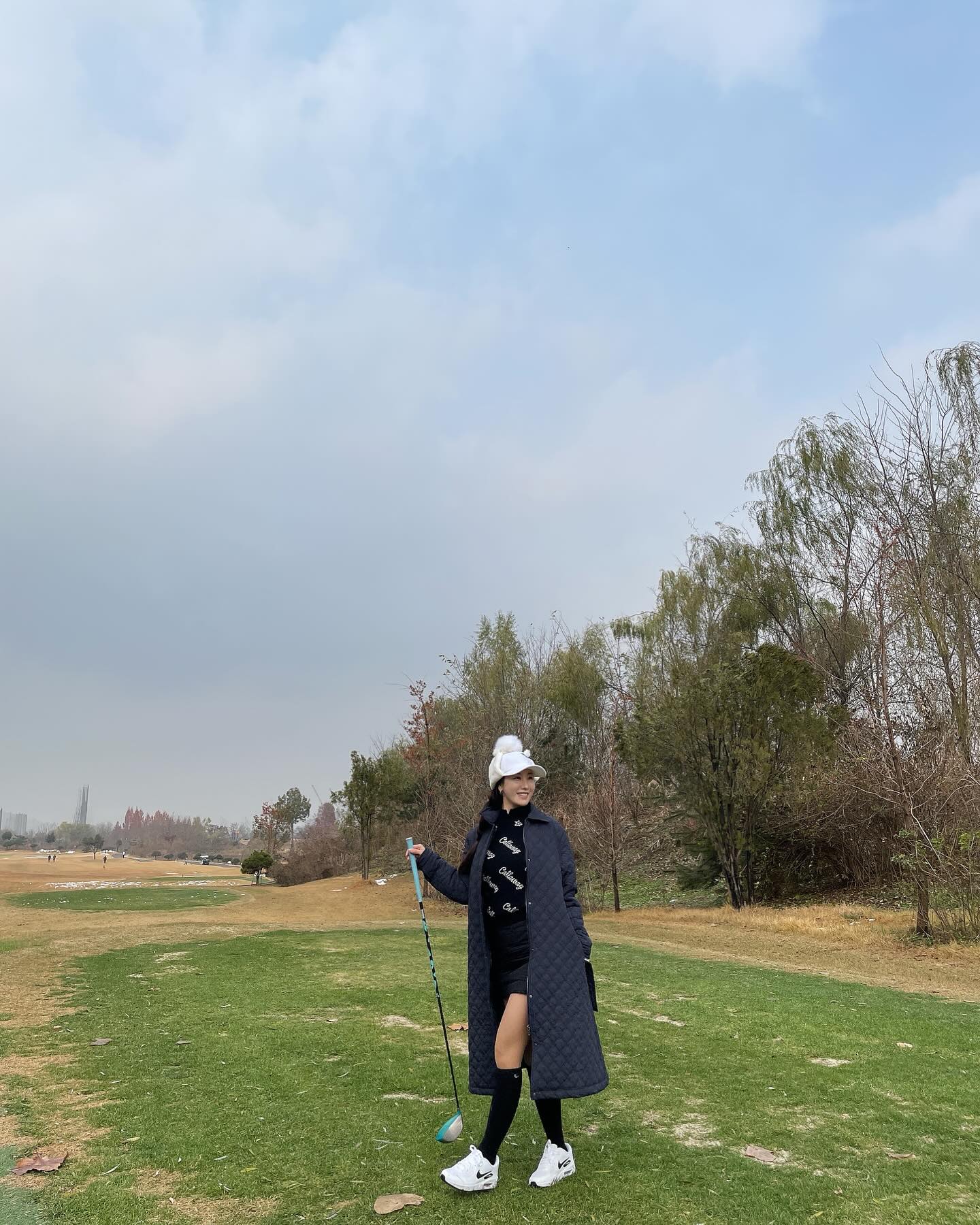 평소 애정하던 브랜드에서 골프웨어까지 나오다니 🫢
겨울라운드 no problem
스윙 no problem
나만 잘하면 되지요 ⛳️🏌️♀️🤍
폭설내리고 겨우 안정되던 어느날 ,,
#르니골프