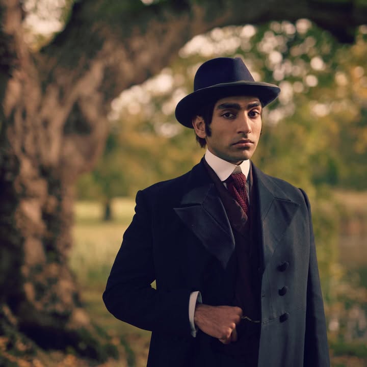 Are you ready for Ghost Stories? 📺 Christmas Eve, 10:15pm, BBC2
💄 Hair & Makeup Designer: @jutta_russell_makeup
🎩 Costume Designer: @clairefinlaythompson_costume