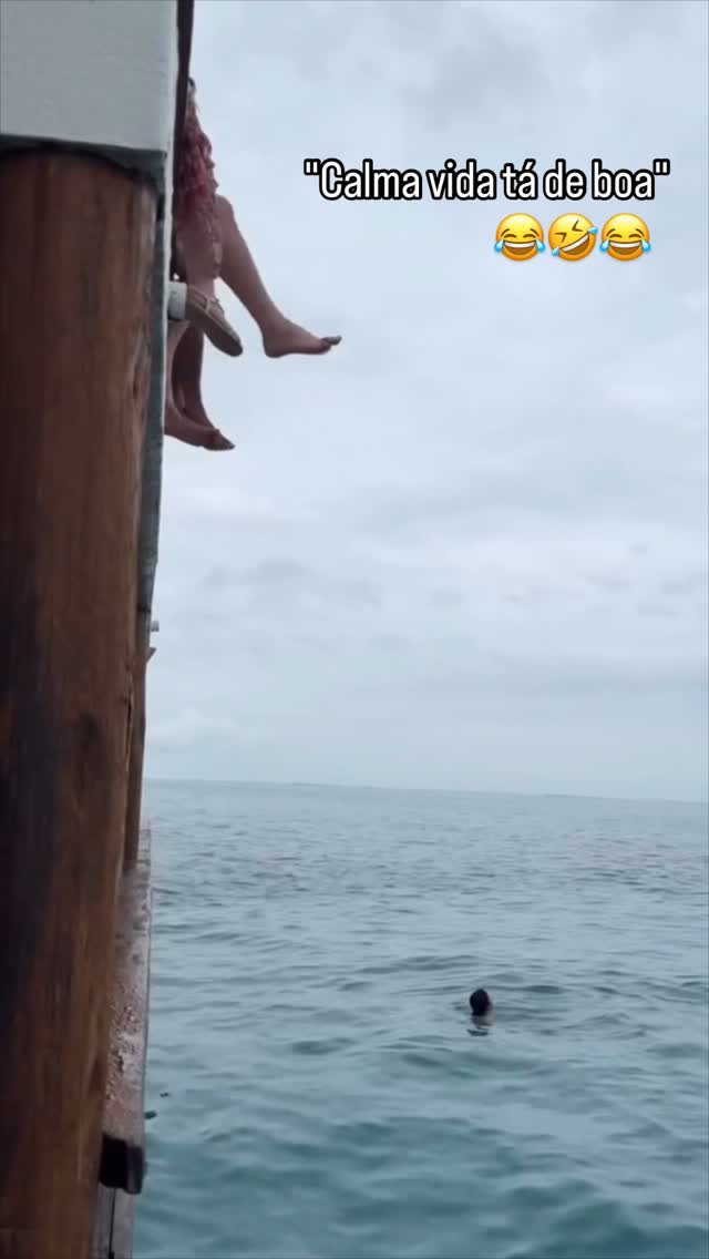A vida praga peças e as veses desprega também.
😂🤣😂😂😂😂