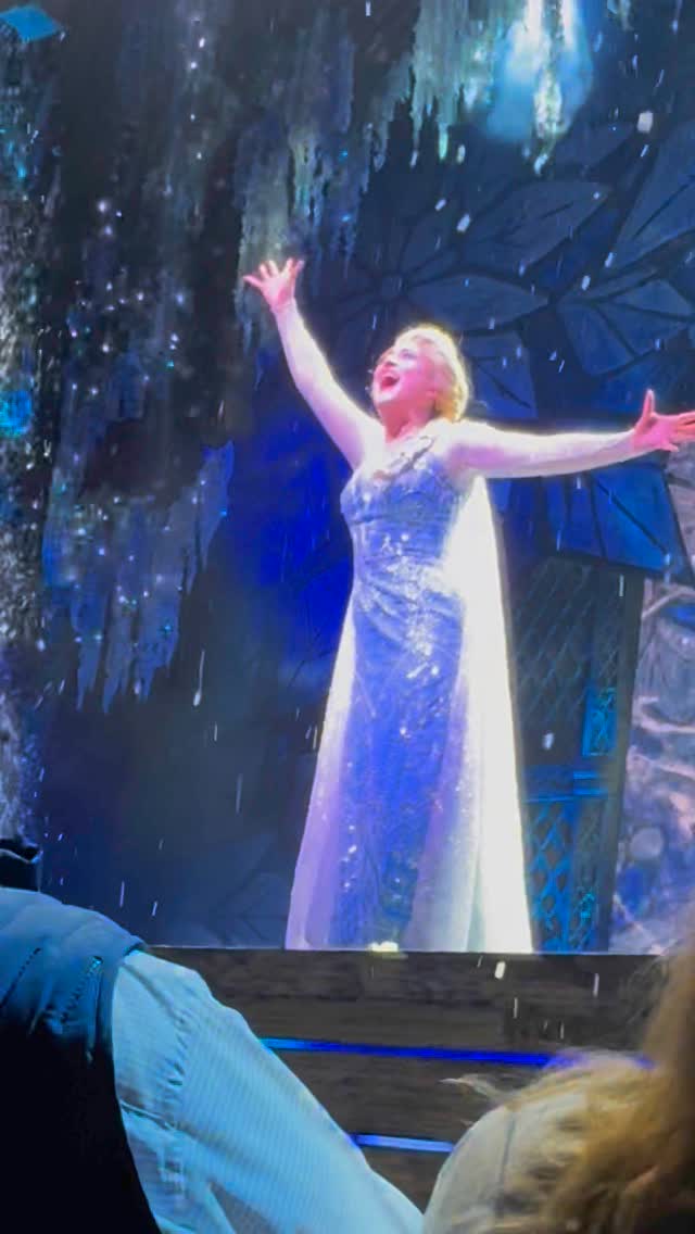 Well… since we closed our beloved Frozen two weeks ago and new bootleg videos keep popping up online every day… I figure I’ll just leave one here too ❄️
.
No character has ever felt so “at home” for me. I love, love, love Elsa. Her resilience, her strength, and her joy. Nothing was more fun than getting to do this 8 shows a week. Thank you thank you thank you to all who made this possible!! 🥲
.
#elsa #letitgo #frozen #frozenthemusical #queenelsa #thecoldneverbotheredmeanyway #musicaltheatre #emilykristenmorris #ekmvocalstudio #singing #live #quickchange #magic