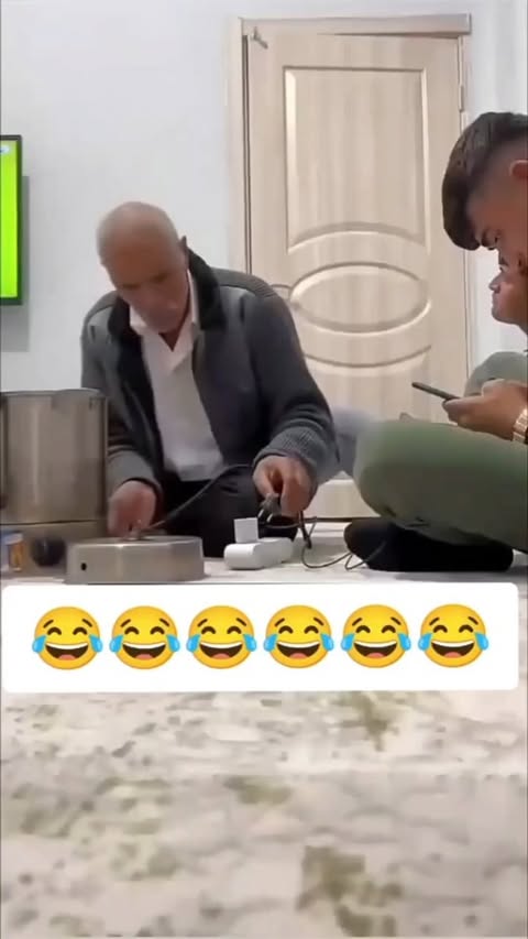 اخه چرا 🤣🤣🤣