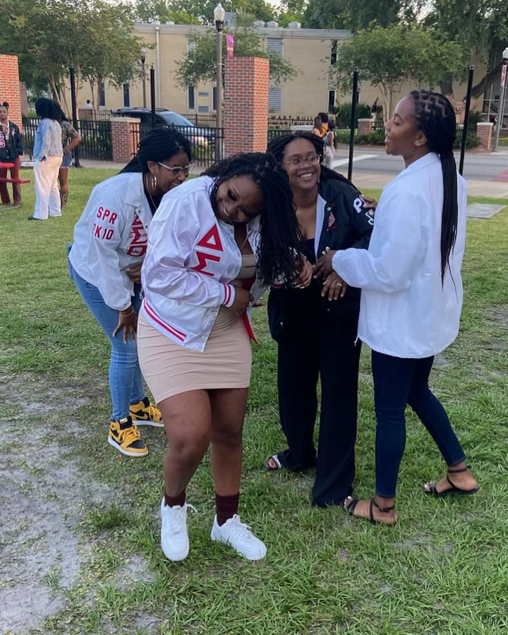 Oh to be a delta girl. ❤️ 🐘 #Joy #DST #112 #RhoOmega #FoundersDay #GoodTimesWithGoodPeople #Spr12 #Spr10 #DeltaWomen