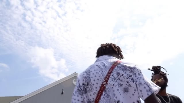 ‘Apartments’ video drops soon with my bro 🎥 @danyohel
Shot by @dstudiosfilms edits by @rightwayrecordsent