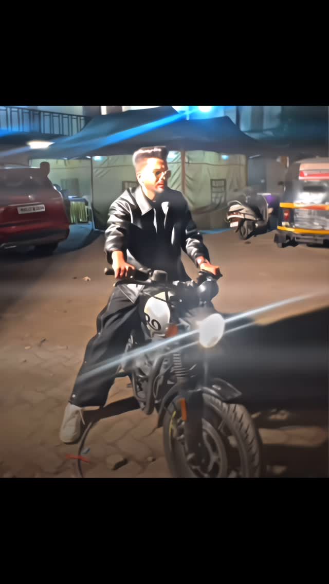 Kya look hei 👀🔥
.
.
#elvishyadav #elvisharmy #explorepage #exploremore #fyp #foryoupage #trending