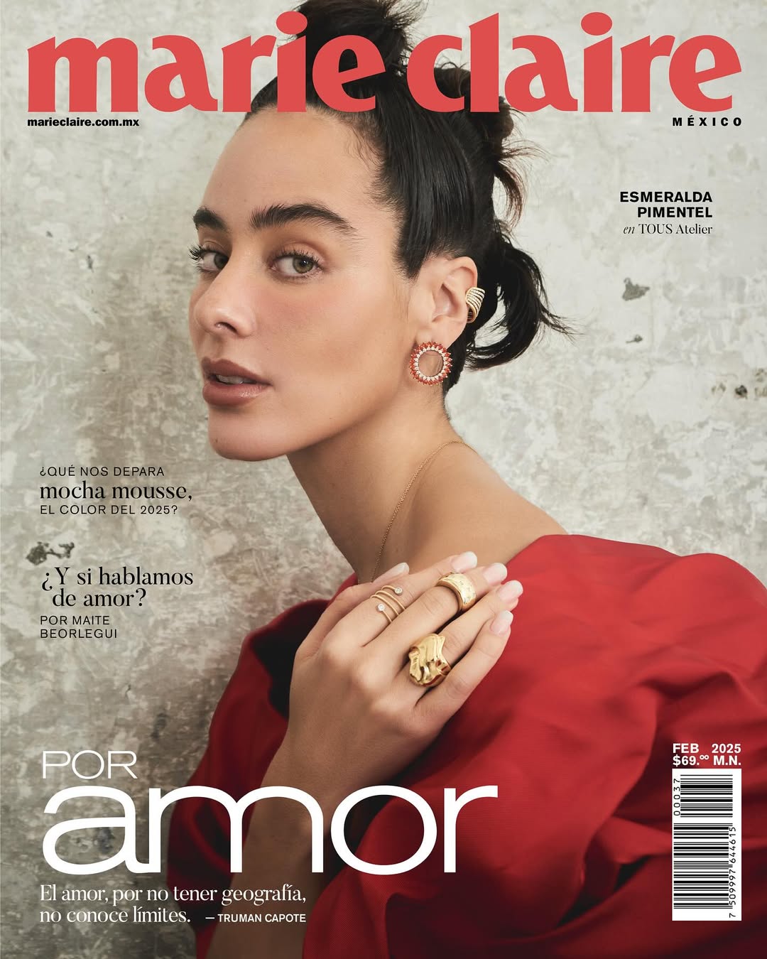 En esta edición de febrero que emana amor, @esmepimentel de la mano de la colección Atelier de @tousjewelry llega para indagar en las experiencias que día a día convierte en aprendizajes, porque como ella misma lo expresa, el verdadero proceso de cambio no está en abandonar lo que somos, sino en integrar todo lo que nos compone.
Y es que, de ese mismo pensamiento, nace su próximo proyecto que busca romper con el miedo a envejecer: “Lo que queremos contar es que no dejamos de ser interesantes. Hay que envejecer con orgullo, dignidad y alegría”. ✨
#EsmeraldaPimentelEsMarieClaire
Lee la entrevista completa en nuestra edición impresa febrero 2025 y en nuestro sitio web marieclaire.com.mx
Créditos:
Director Editorial: @gerardangulo
Fotografía: @fffffiona___
Realización: @sergio.valenzuelach
MUAH: @karianamua
Asistentes de moda: @michortizand y @vanecl.__ __
Producción: @_yulietd
Entrevista: @ximenalarram
Locación: @squash73