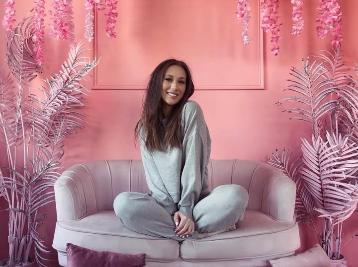 Hi. 🌸