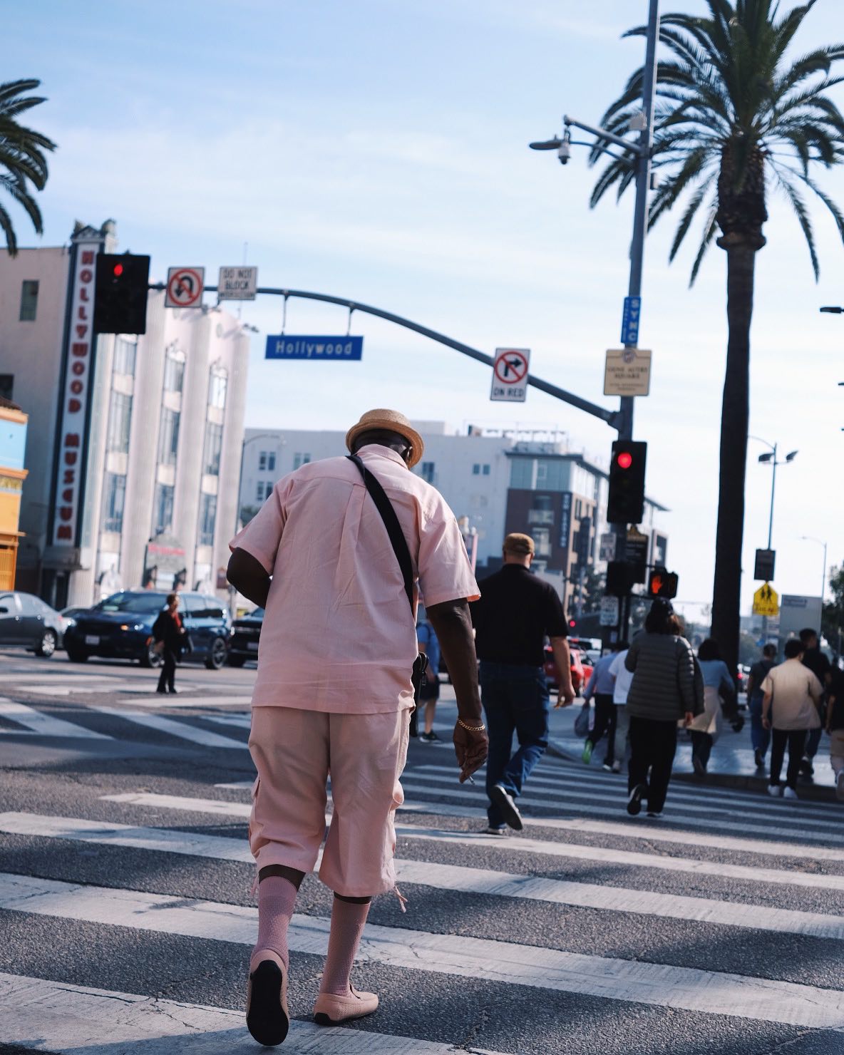 What I've seen recently... 📷🪐🎞🌮🛴🎨🐈🕴