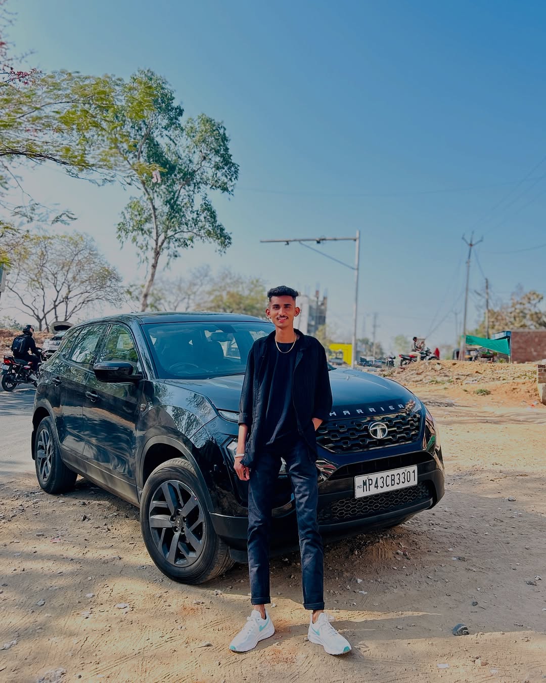 ๐ค๐ฑ @damor_sarkar07
#instagram #instagood #love #like #photography #follow #instadaily #photooftheday #instalike #fashion #likeforlikes #picoftheday #beautiful #trending #viral #followforfollowback #insta #india #art #photo #bhfyp #explore #likes #nature #explorepage #style #happy #followme #model
