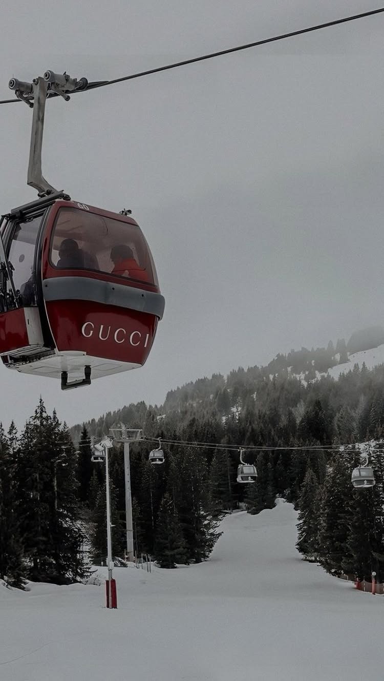 #skiseason #skiaesthetic #megeve 🚠 #skioutfit #ski