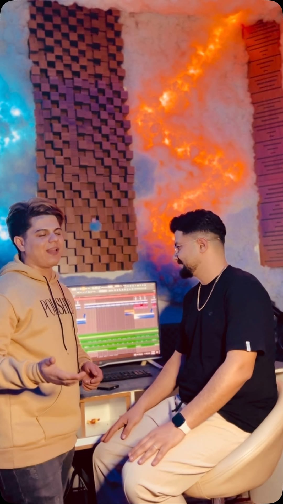 Remix of bandana is out now🔥
New style of me!listen and be happy😍
ستایلێکی نوێ و سە بکێکی تازە ی هه یه ریمیکسی به ندانه .
بیر و ڕای خۆتم لە کۆمێنت بۆ بنوسە و بۆ هه موو هاۆڕیکانیشتی بنێرە
زۆرم خۆش دە وێن ،چاوەڕێی پالپشتیتانم☄️
.
.
#kurd #kurdistan #music #foodporn #singer #singersongwriter #singers #mhabad #bukan #remix #foto #football #player #instagram #instagood #instalike #instadaily