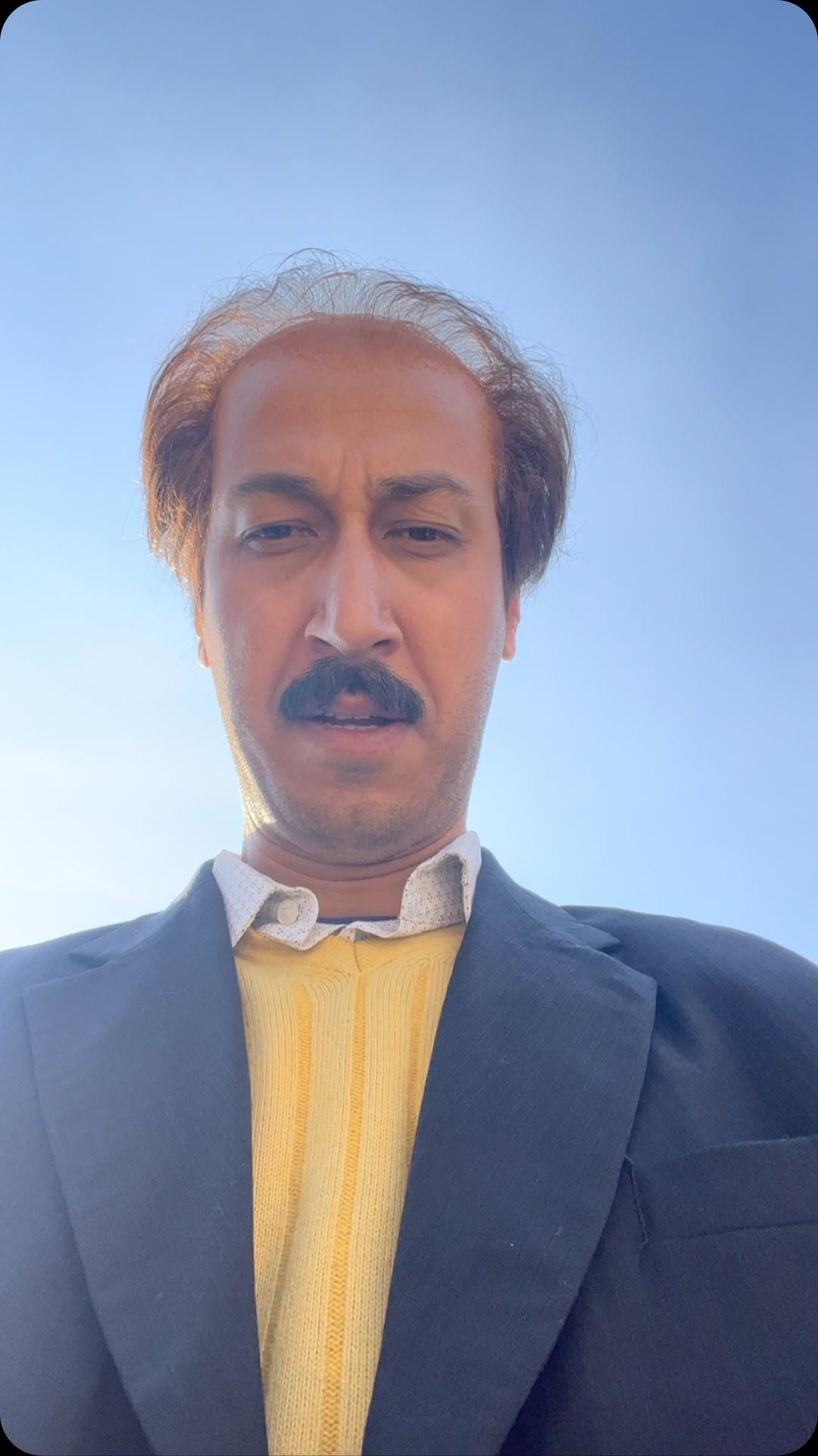 .
فیلم (هفتاد سی)
پر فروش ترين فيلم تاريخ سينماى ايران شد ..اين اتفاق معنا پيدا نميكرد جز به واسطه حضور و حمايت شما مخاطب عزيز كه سال هاست اولويت من بوده و هست .. شمايى كه در اين شرايط سخت اقتصادى ناجى سينما بودين
شما سرمايه اصلى سينما بوديد و هستيد
سپاس از شما 🥰🥰🥰🥰