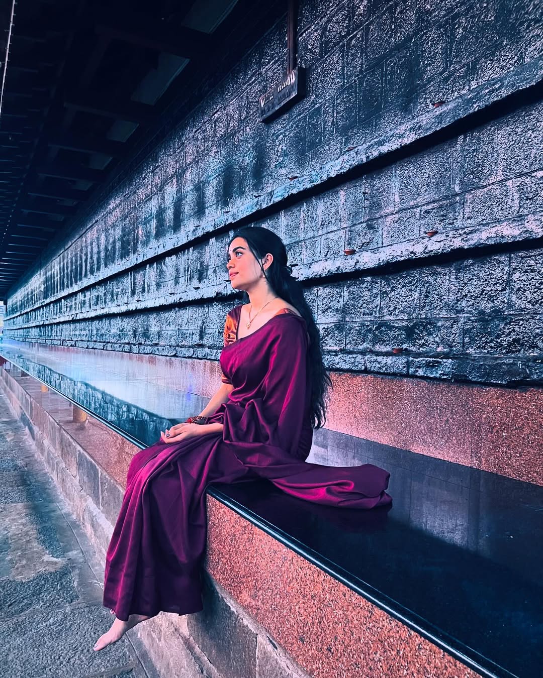 ತಲುಪೀತೆ ಈ ಮೌನ ನಿನ್ನೆದೆಯ ತೀರಕೆ ? ✨
.
.
📸 : @manikanta_nrg_27 ✨