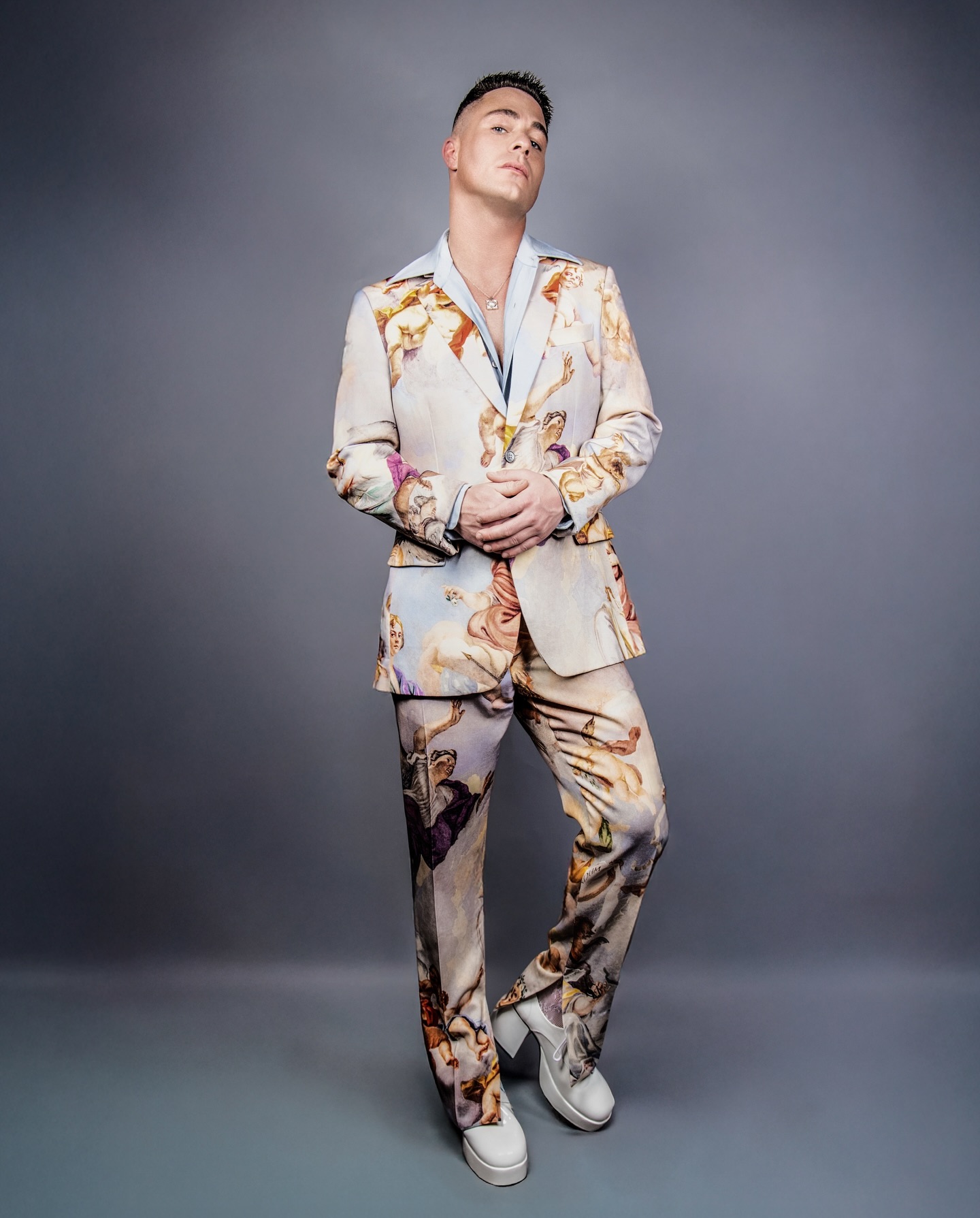 💙 @ejaf 💙 @moschino 💙 @lidowarchive 💙 @eltonjohn 💙 @davidfurnish