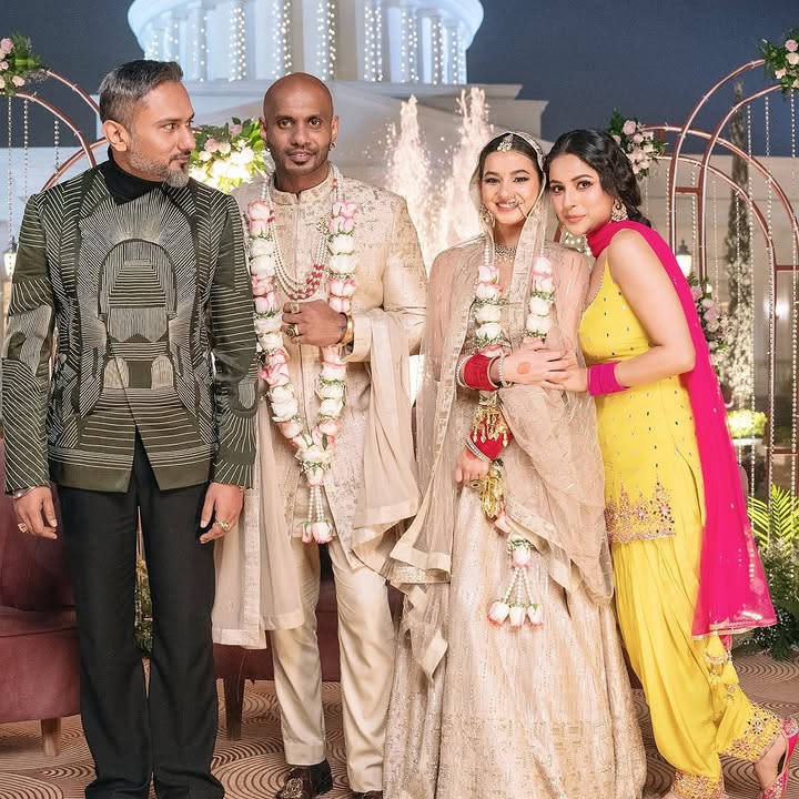 Finally married😂🥺❤️
#yoyo #honeysingh #shehnaazgill #giriaman #tanurawat33