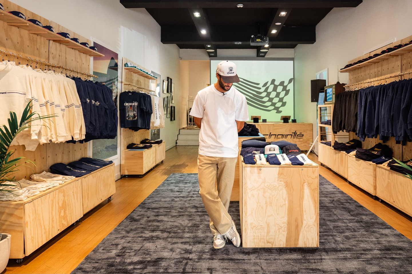 G’day Enchanté!
Our Melbourne pop-up is now open, come check out our exclusive new collection. A big thanks to @afterpayau and @cashapp for helping bring Enchanté home.