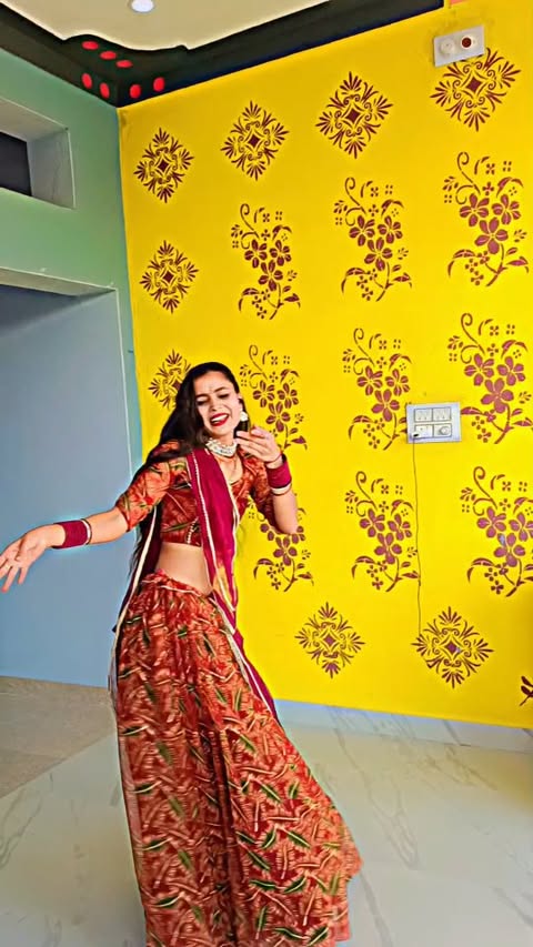 เคฌเฅเคฏเคพเคฏเคจ ๐ เคธเฅเคคเฅ เคคเคพเคก เคชเฅ ๐ฅ๐คญ
...................
..................
#rajasthan #rajasthanisong #rajasthan #style #marwadi #rajasthanicultureโค๏ธ๐ #jodhpur #splendor #jaipur #udaipur #rajasthanidance #marwadilook #rajasthan #rajasthan #yogigirl #officalaarvi #gangaputra #trendingreels #trendingreel #trekking #trend #udaipur #yogi #fyp #ฤฑnstragood #reelsindia #reelitfeelit #reelitfeelit #officalaarvi #rajasmand #rajasthaniqueen #jaipur #jodhpur #rathore #rajput #yogigirl