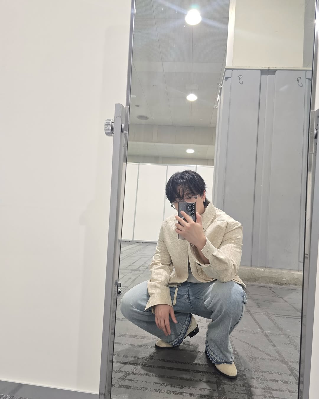 ><