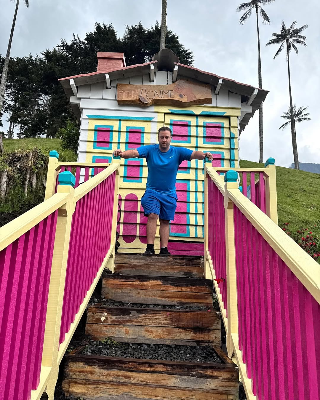 Visitando hermosa Valle De Cócora Colombia 🇨🇴 ❤️ #RonRafael #RonRafaelS #RonRafaelShimshilashvili #RonShimshilashvili #ValleDeCocora #CocoraValley #Cocora #Colombia