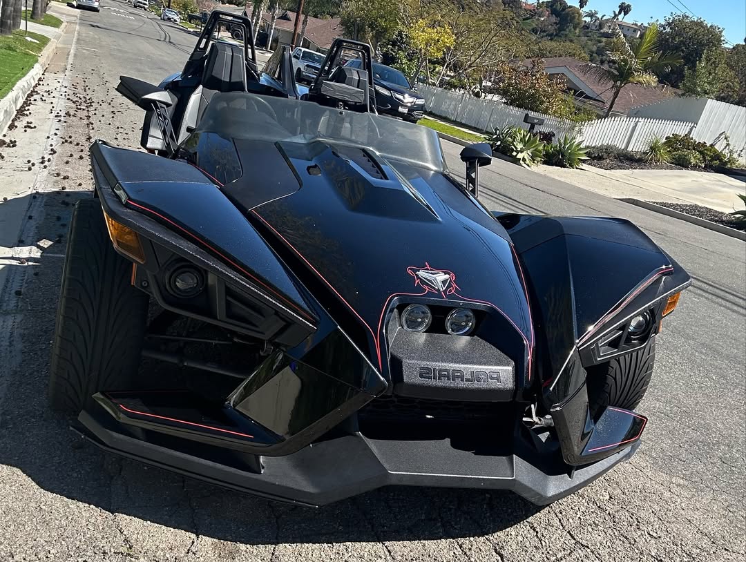 Fun in the sun in a sling shot #cars #motorcycle #pch #brentanthony