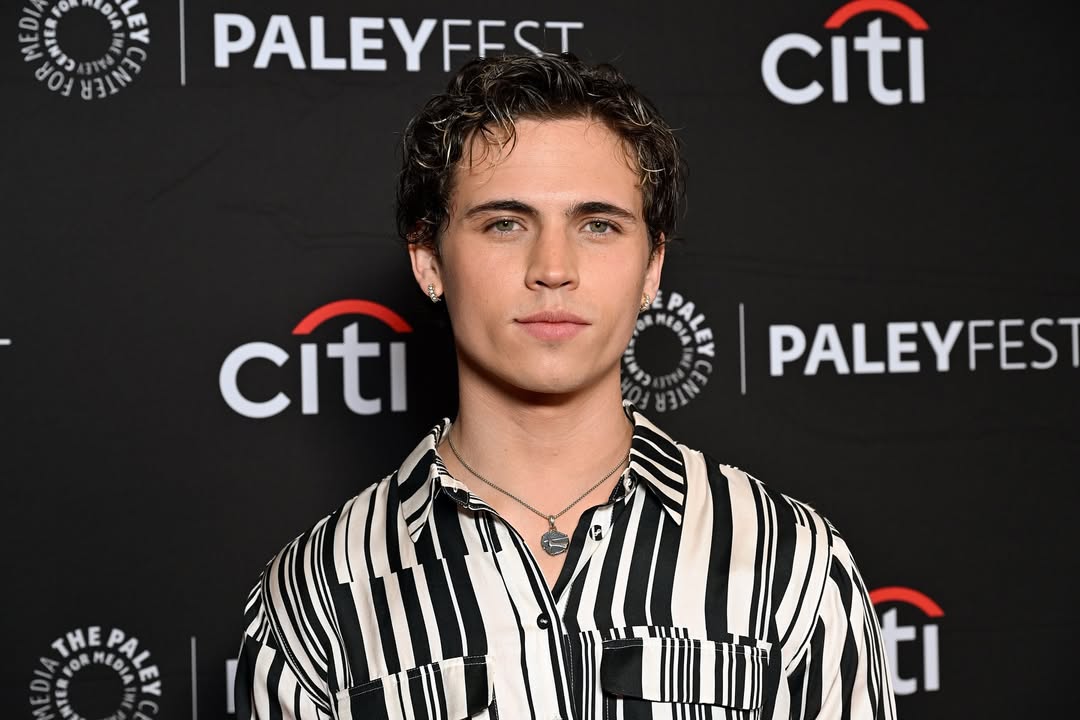 Thanks for having us, PaleyFest
Makeup: @courthart1
Hair: @michaelduenas